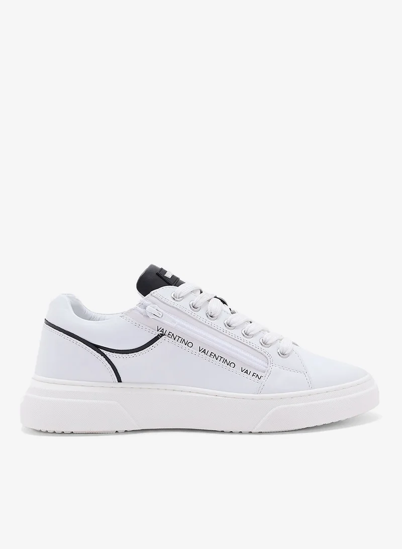 فالنتينو باي ماريو فالنتينو سنيكرز برباط بطراز منخفض