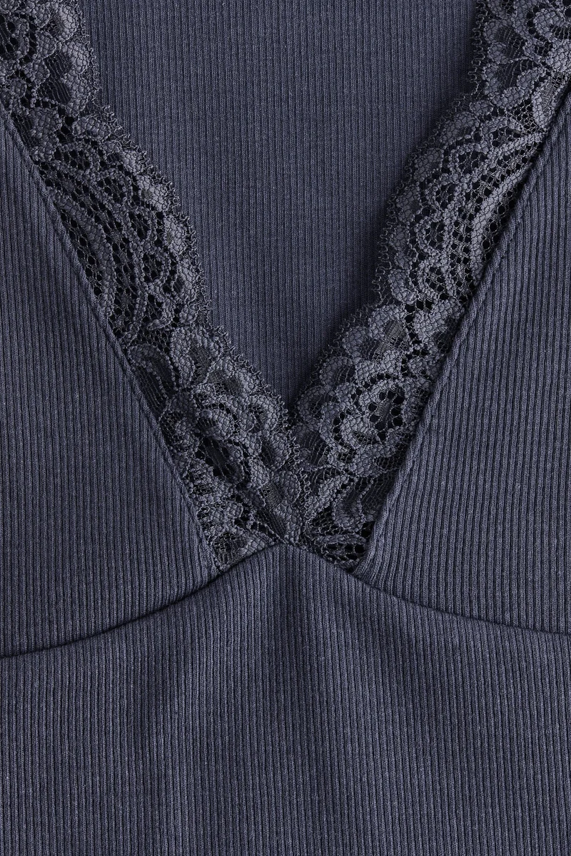 H&M Lace-trimmed vest top