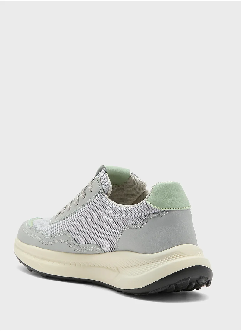 Robert Wood Casual Sneakers