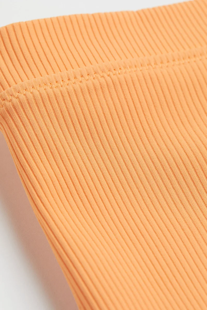 اتش اند ام شورت بيكيني