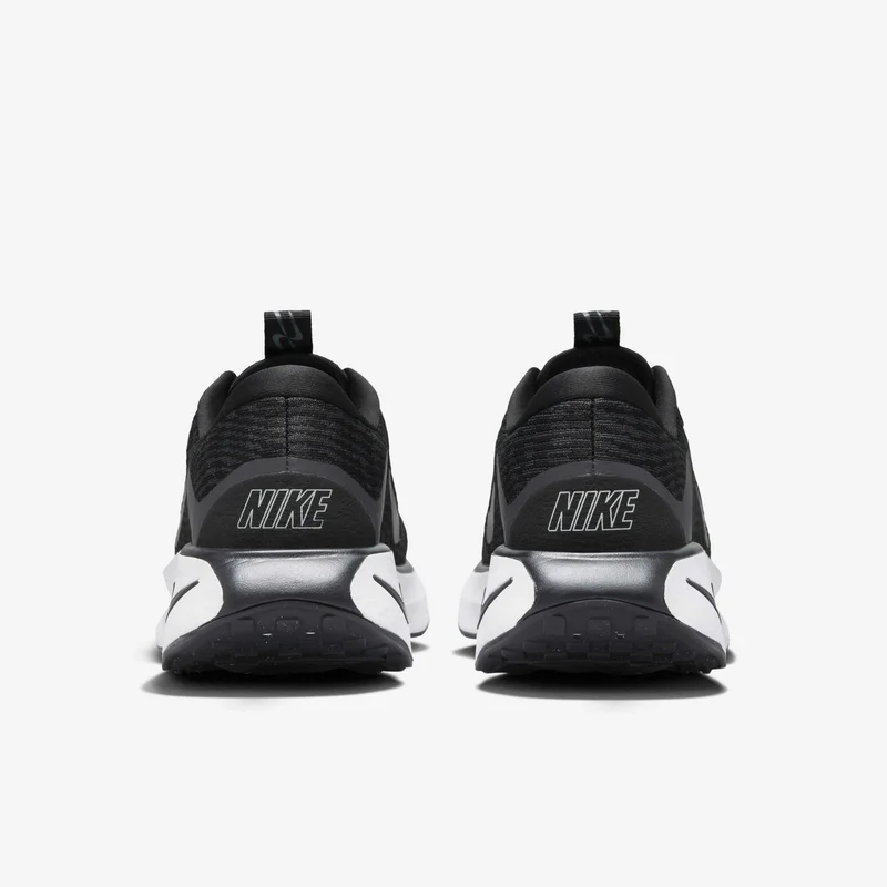 Nike Men's Motiva Walking Shoes