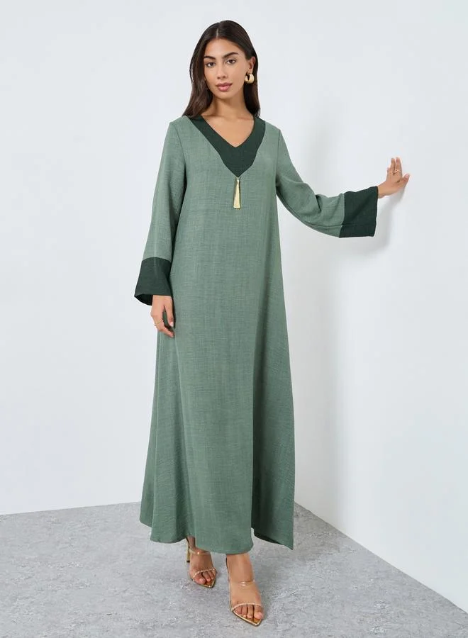 Amirah Contrast Cuff Jalabiya with Tassel Detail