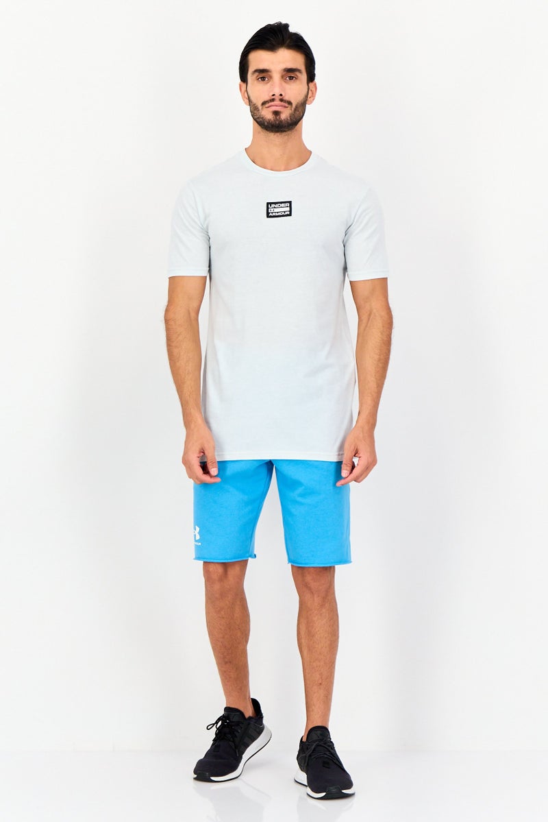 UNDER ARMOUR تي شيرت رجالي فضفاض بأكمام قصيرة للخارج، أزرق فاتح - Image 4