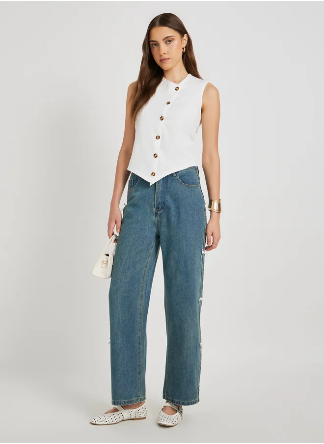 ستايلي Solid Sleeveless Top with Button Detail