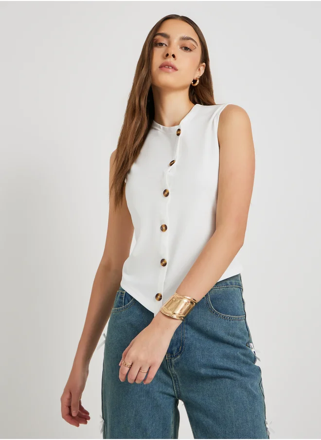 ستايلي Solid Sleeveless Top with Button Detail