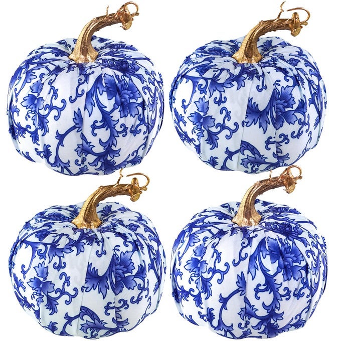 4 PCS FAUX DECORATIVE BLUE AND WHITE FABRIC PUMPKINS CHINOISERIE CHIC PUMPKINS FOAM PUMPKINS FOR GIFTS FARMHOUSE THANKSGIVING HALLOWEEN FALL WEDDING TABLE CENTERPIECE MANTEL BOWL DECORATIONS