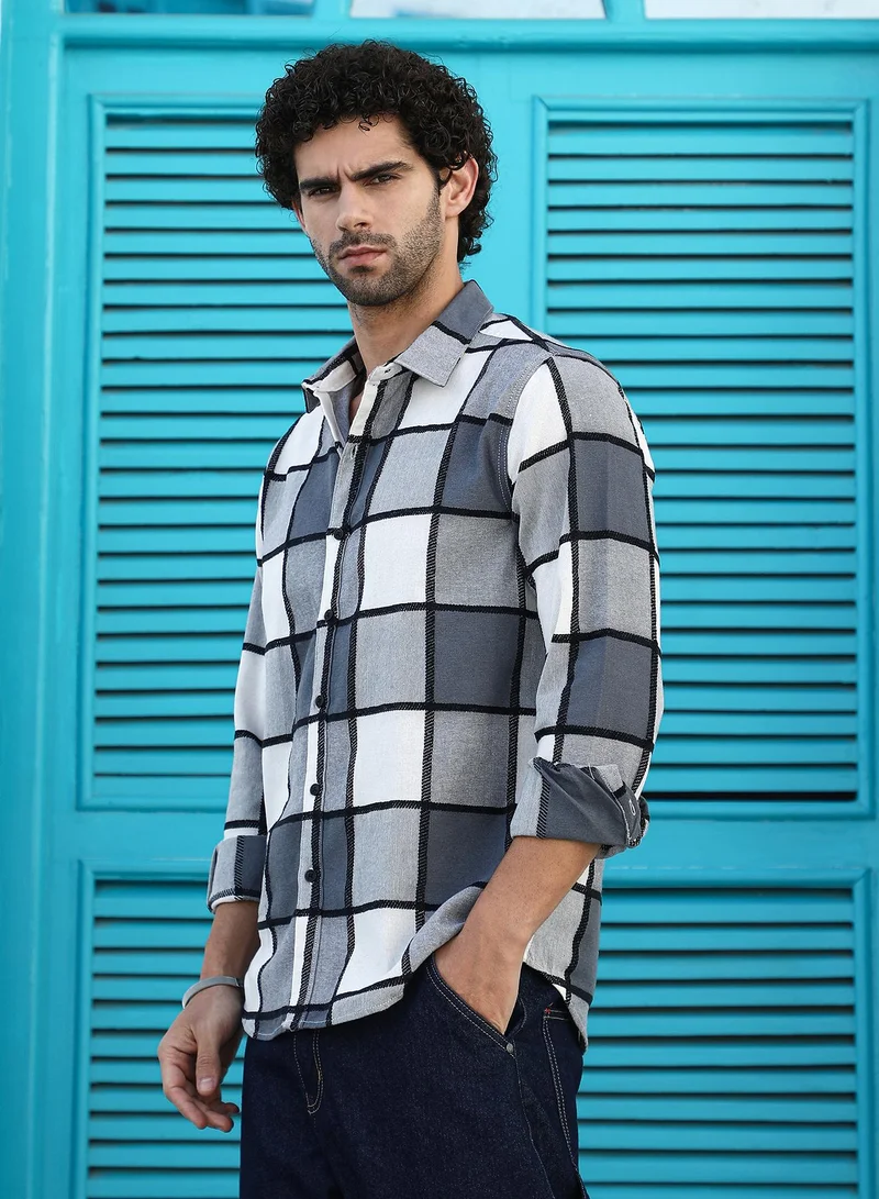 Campus Sutra Men's Smoke Grey Outlined-Buffalo Regular Shirt