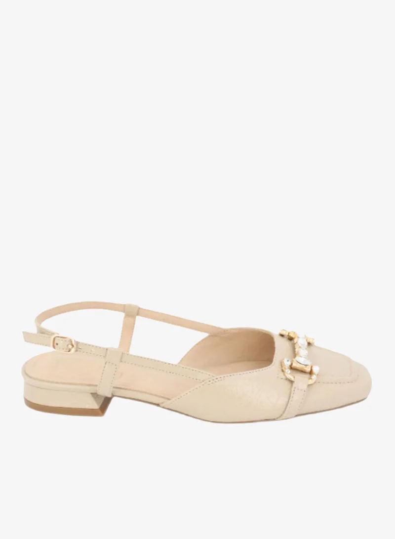 ميلانو ڤايا