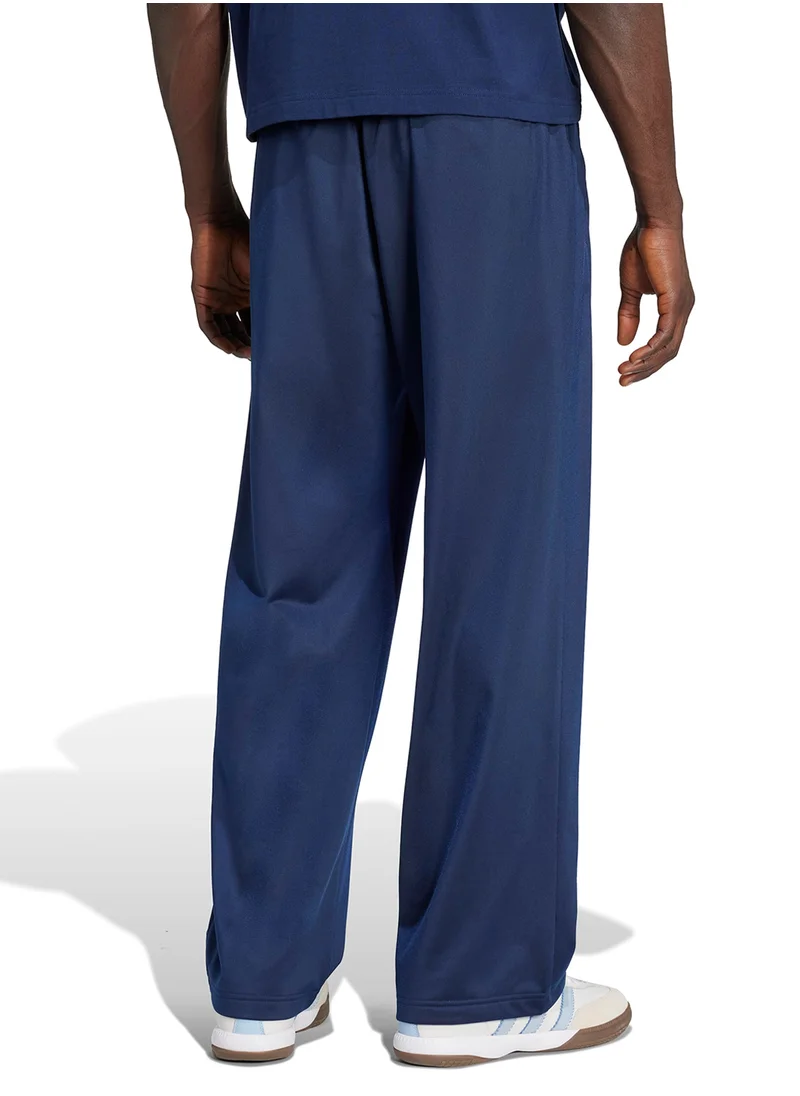 اديداس اوريجينالز Varsity Open Hem Loose Sweatpants