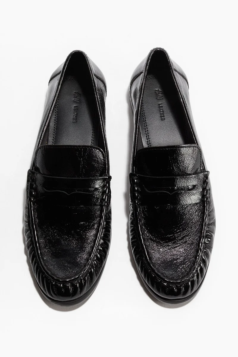 اتش اند ام حذاء لوفر من الجلد