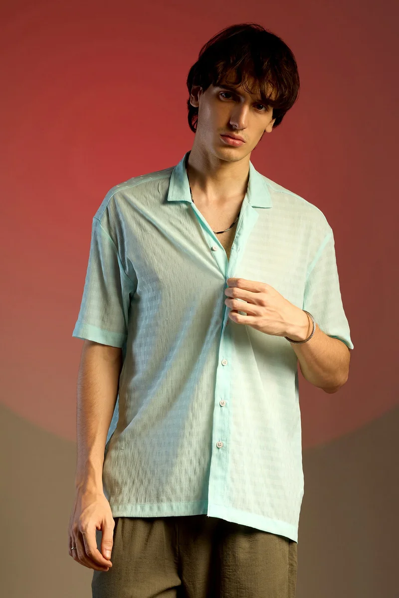 Campus Sutra Men's Powder Blue Oversized Woven Shirt