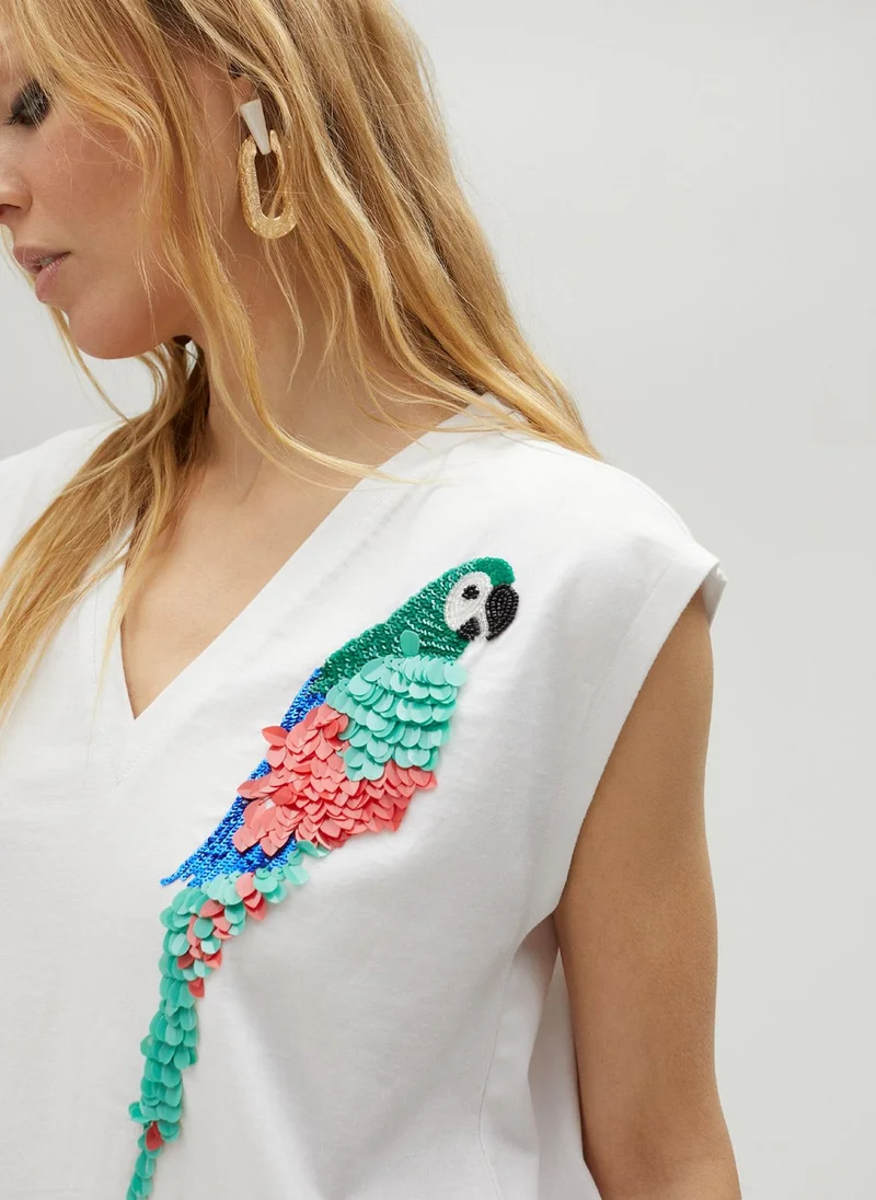 Lola Casademunt T-shirt with multicoloured Parrot detail