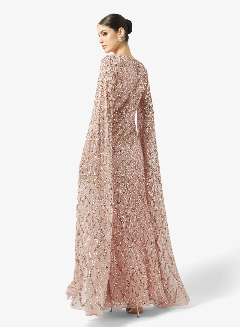 اميليا روز فستان ماكسي بأكمام كاب