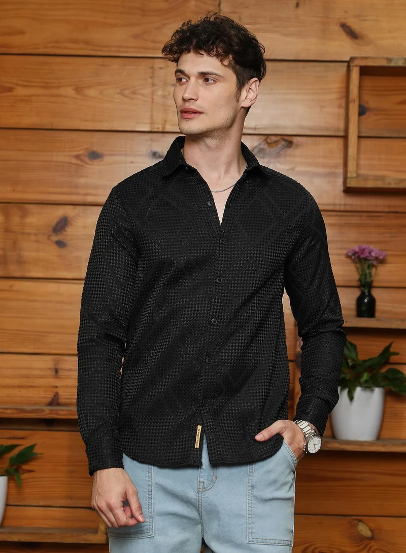 كامبوس سوترا قميص رجالي أسود بلون السبج بنقشة شظايا