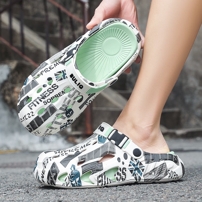Dropshipping Clogs For Men And Women, Graffiti Design, Summer Couple'S Outdoor Sandals, Soft Beach Parent-Child Style Children'S Slippers - Image 1