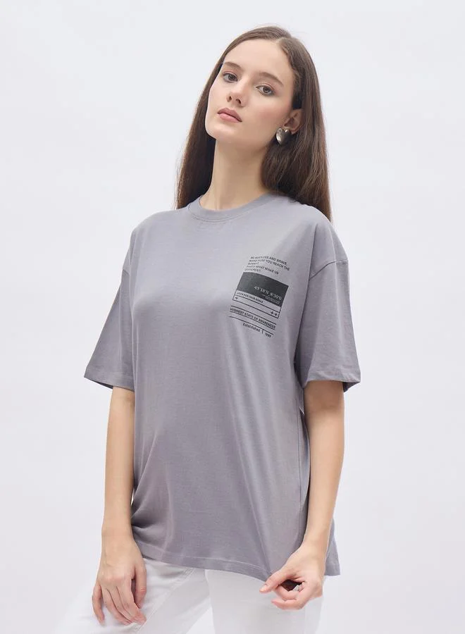 Styli Styli Round Neck Printed Oversized T-Shirt