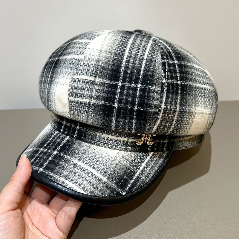 Winter Beret Women Plaid  British Style Fashion Painter Hat - Image 4