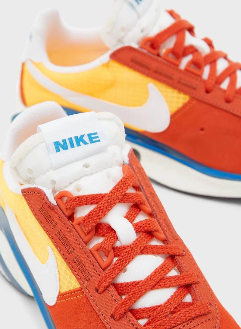 Nike D/MS/X Waffle