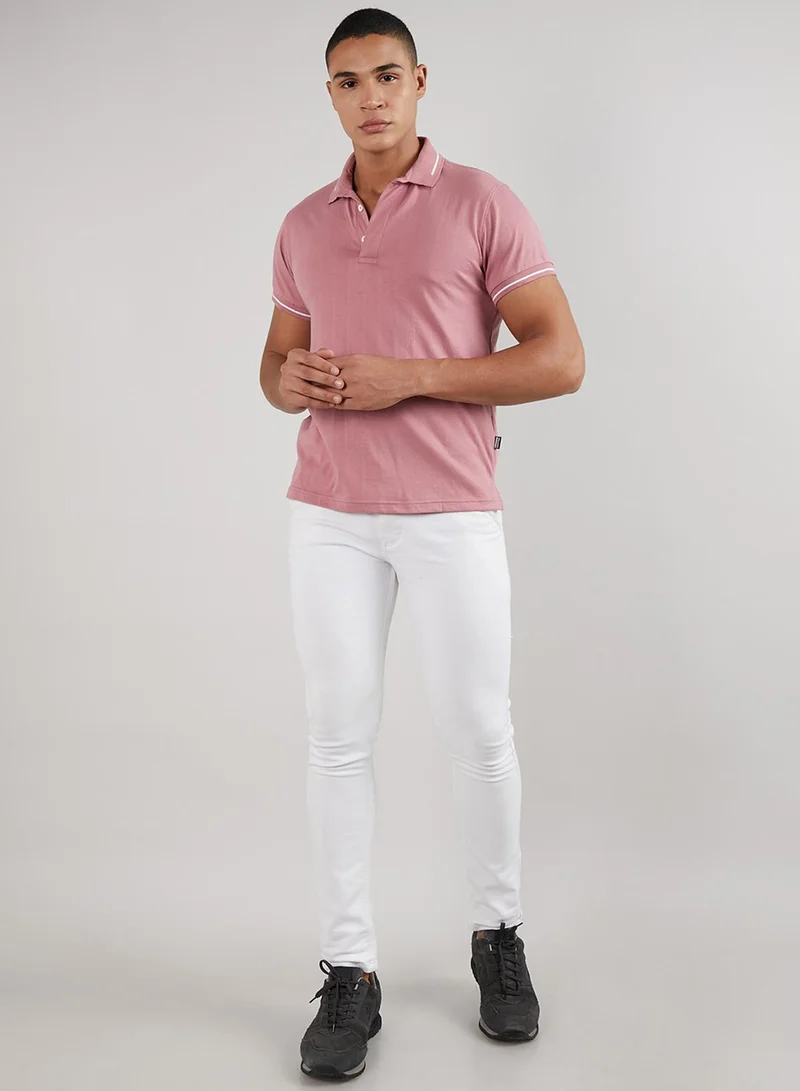 كامبوس سوترا Men's Coral Pink Self-Design Halo Striped T-Shirt