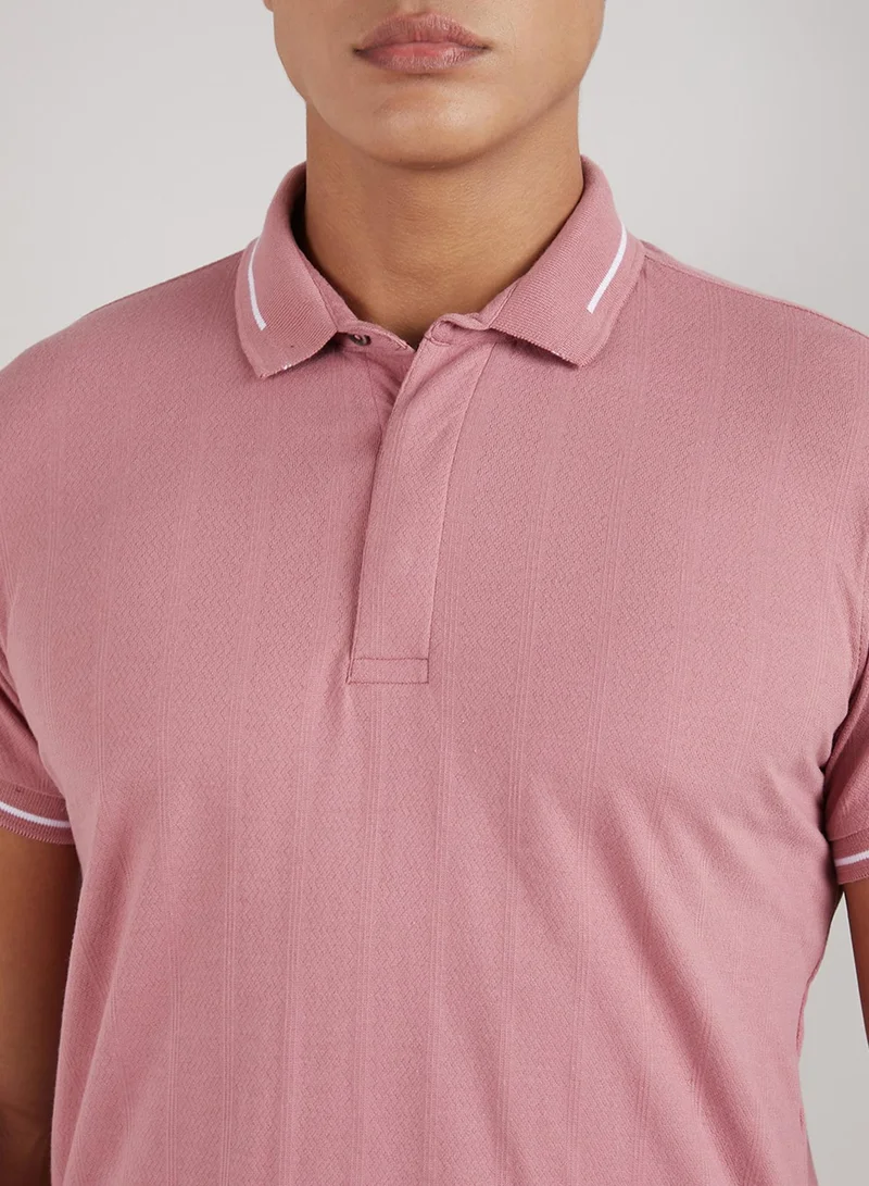 كامبوس سوترا Men's Coral Pink Self-Design Halo Striped T-Shirt