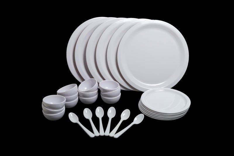 SNE طقم عشاء SNE لـ 6 أشخاص 6 أطباق كبيرة و 6 أطباق صغيرة 12 كوب وعاء لـ 6 ملاعق بيضاء إجمالي 30 قطعة في صندوق - Image 1