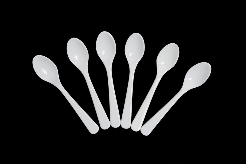 SNE طقم عشاء SNE لـ 6 أشخاص 6 أطباق كبيرة و 6 أطباق صغيرة 12 كوب وعاء لـ 6 ملاعق بيضاء إجمالي 30 قطعة في صندوق - Image 5