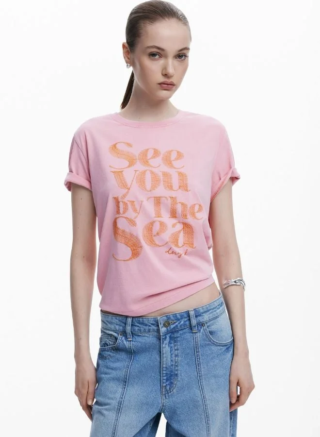 ديسيجوال تيشيرت رسالة وردي