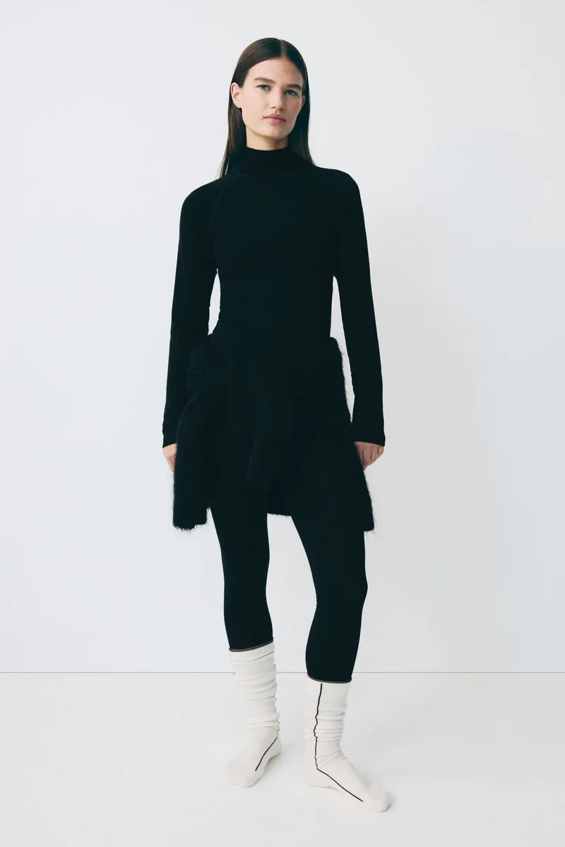 اتش اند ام بلوزة أساسية للتزلج من الصوف