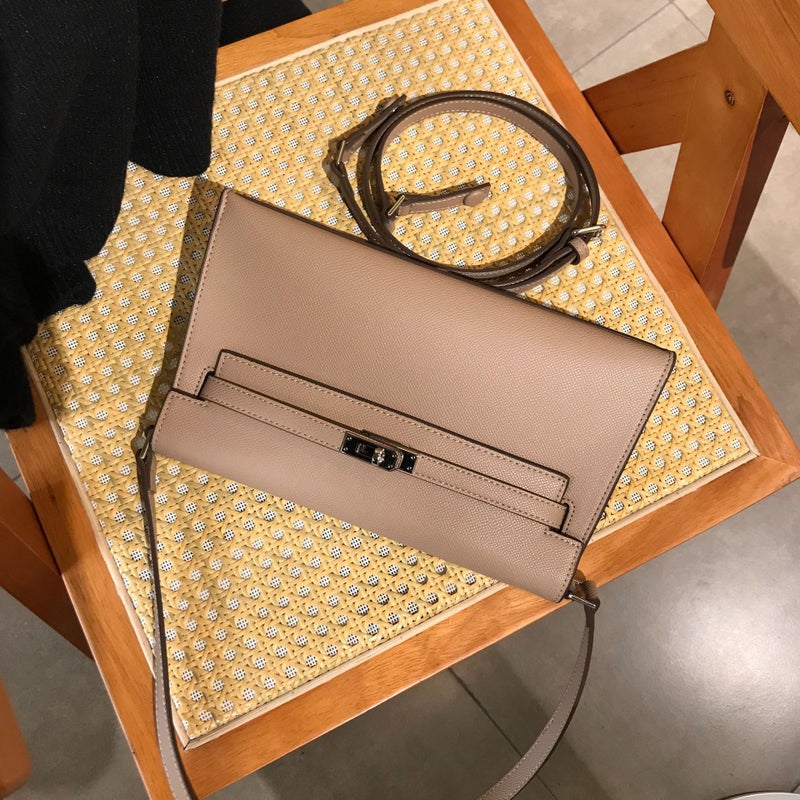 2176 Simple Classic Palm Print Manhattan Kelly Underarm Small Square Bag 2023 New Shoulder Messenger Bag For Women - Image 1