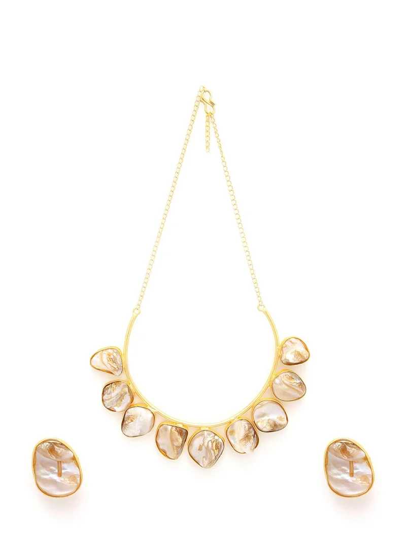 SOHI White Stone-Studded Jewellery Set