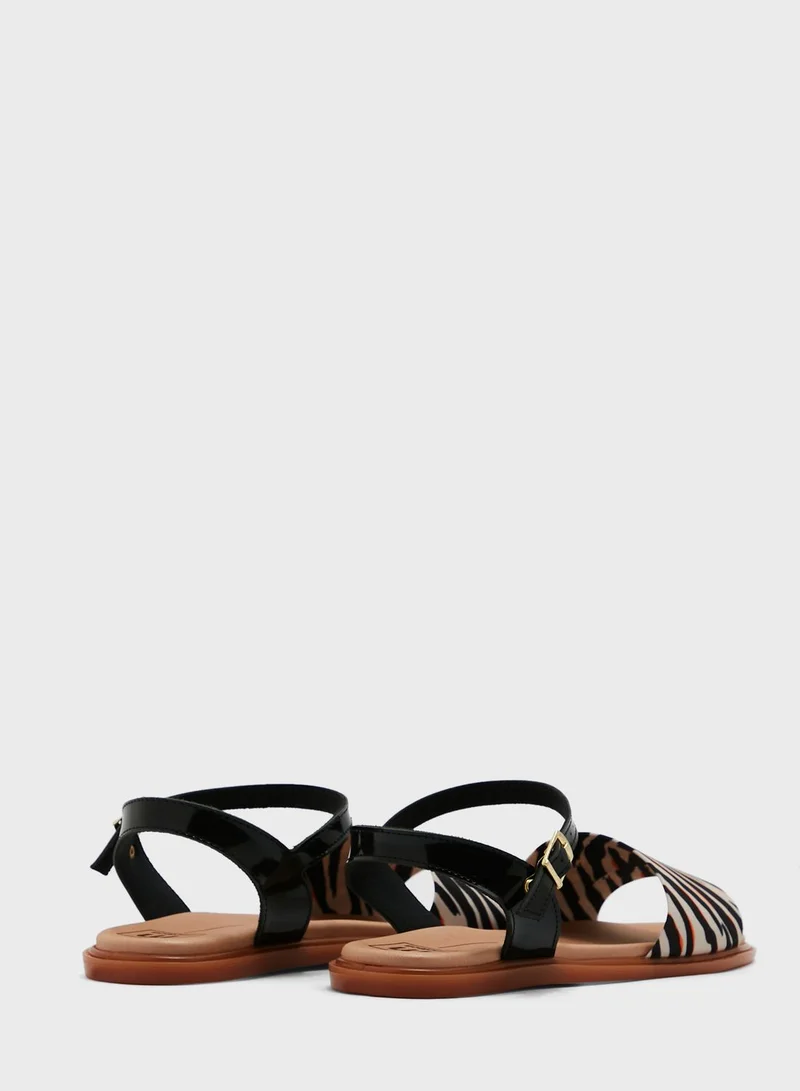 MOLECA Casual Buckle Printed Flat Sandals