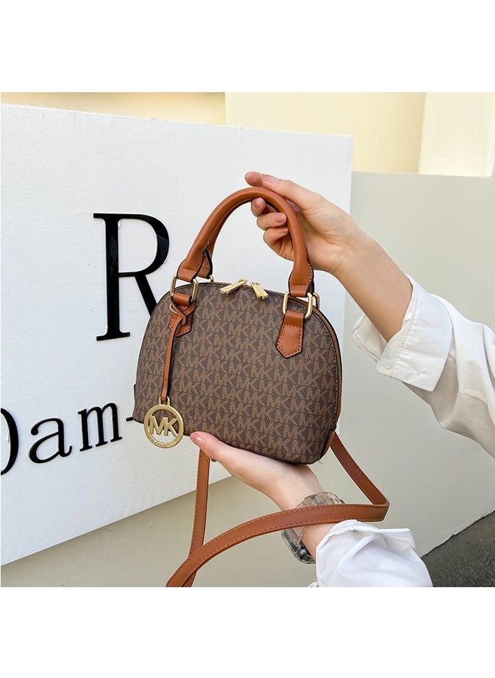 MK Fashionable And Simple Cross-body Shoulder bag 20*8.5*16cm  - Image 2