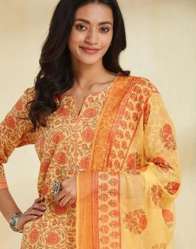 Fabindia Avni Yellow Cotton Printed Dupatta & Kurta Set