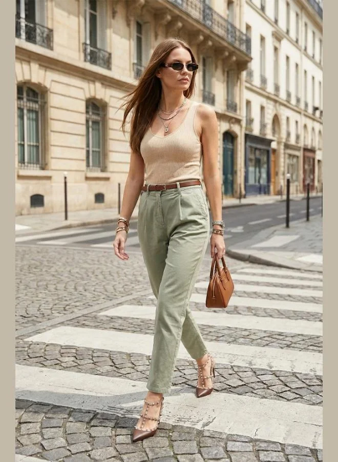 ليلا Lela Stretch Cotton Regular Fit High Waist Straight Leg Short Trousers with Belt for Women PANTS 668YP5335