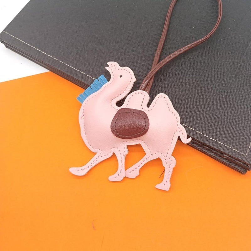 Desert Animal Charm Silk Road Themed Keychain PU Leather Car Accessory Lightweight Decoration for Travel Lovers - Image 4