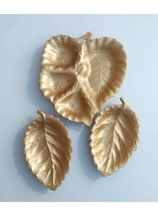 Set Of 3 Pcs Plastic Serving Dish With A Golden Leaf Design - Image 1