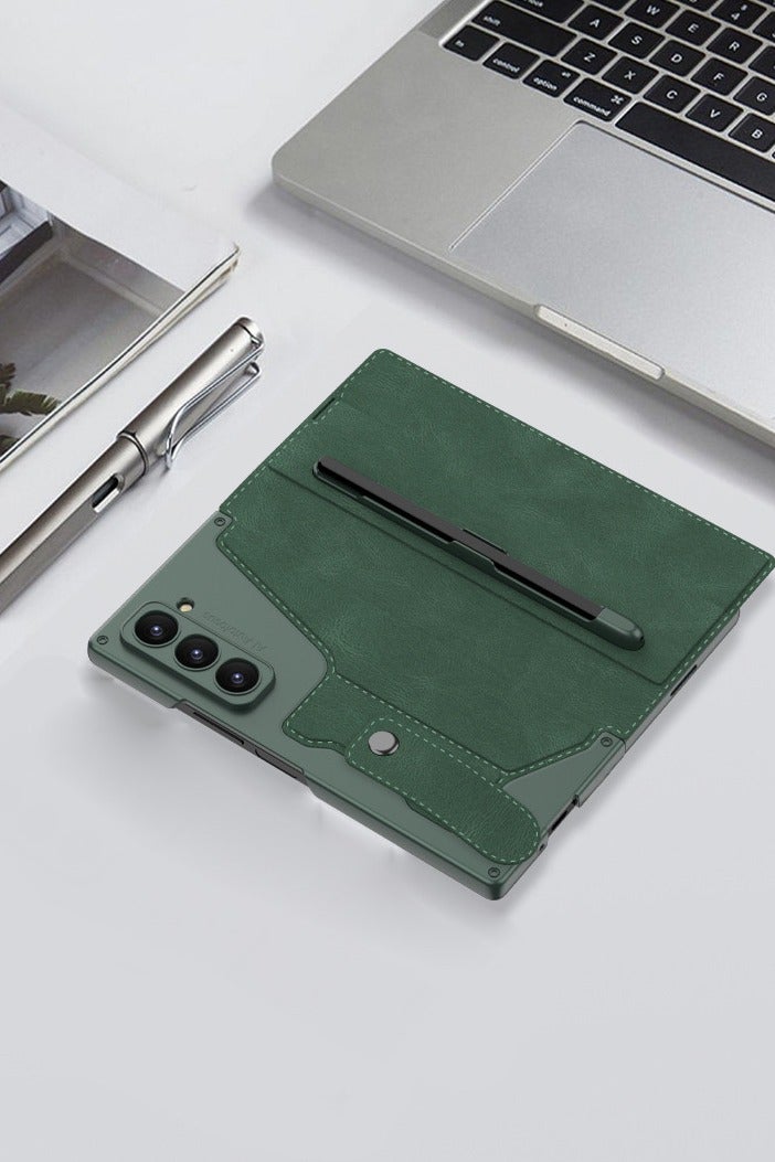 عام غطاء جالكسي Z فولد 7 بحامل قلم S - غطاء جلدي طبيعي مع فتحة قلم قابلة للإزالة، حامل بطاقات، حامل قابل للطي، وواقي شاشة. - Image 2