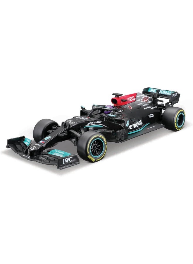 Maisto 1:24 F1 - MERCEDES-AMG F1 W12 E Performance (2021) - 2.4 GHz (USB rechargeable) – Remote Control Toy for Kids Ages 6+ - Image 1