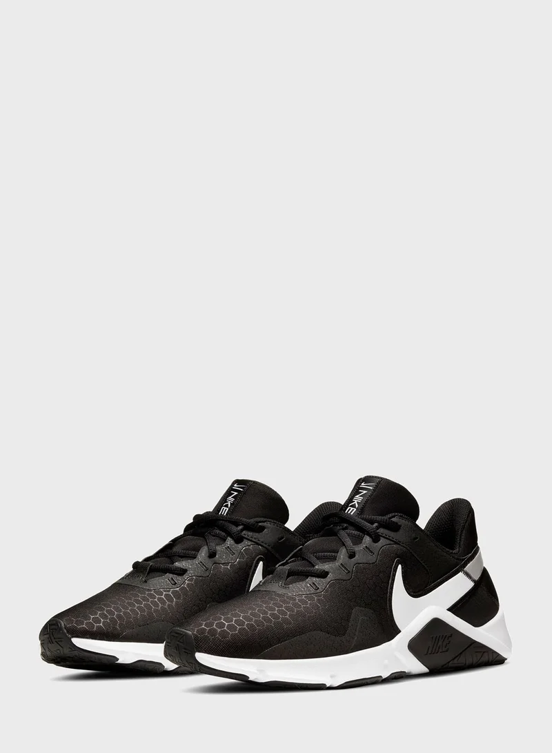 Nike Legend Essential 2