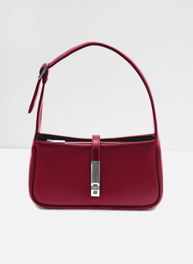 Lichi Baguette bag with metal clasp and matching handles