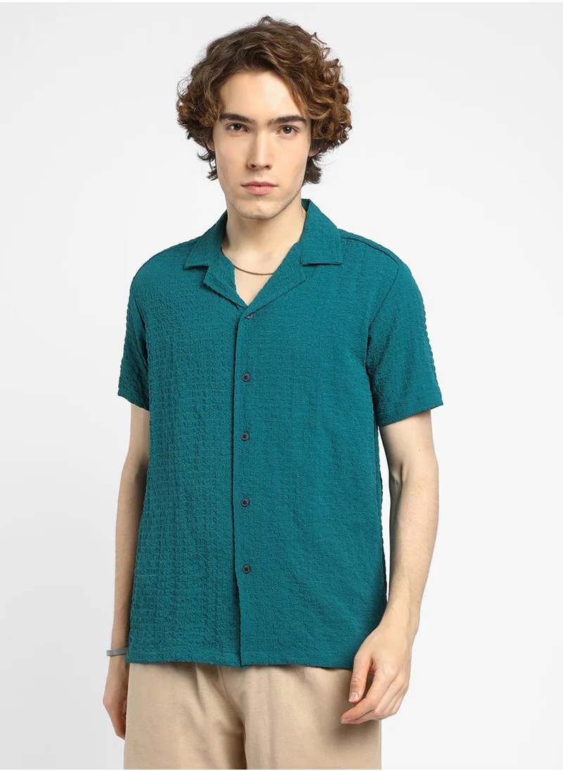 كامبوس سوترا Men's Teal Green Self-Design Creased Striped Shirt