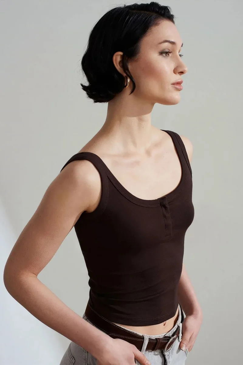 Dilvin Coffee Brown DILVIN Ribbed Crop Cami Blouse for Women | Best Price UAE