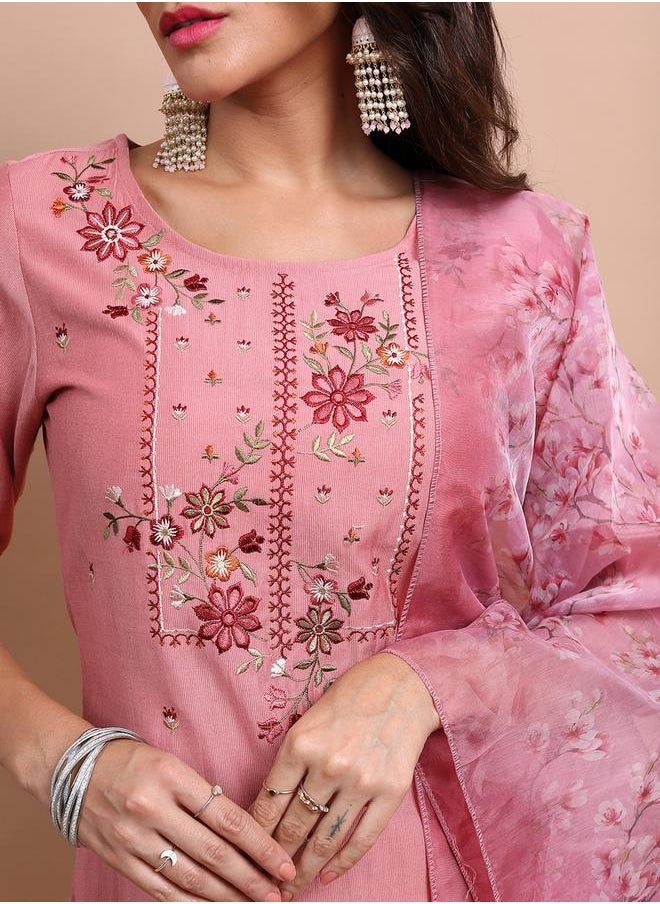 Vishudh Pink Embroidered Kurta Set with Trouser and Dupatta by Styli  - Image 5