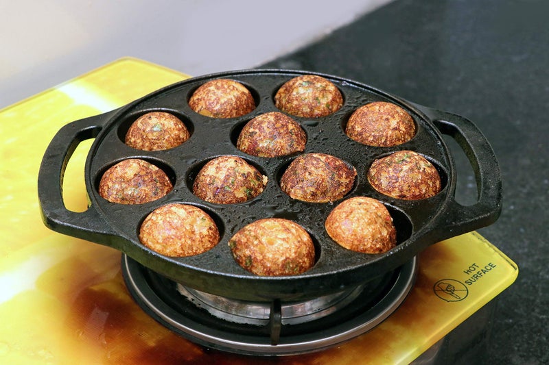 ROSTON Cast Iron Paniyaram Appam Pan Appe Ponganalu Pan Chatti Appam Maker, Cast Iron 12 Cavity Induction Base, Black - Image 5