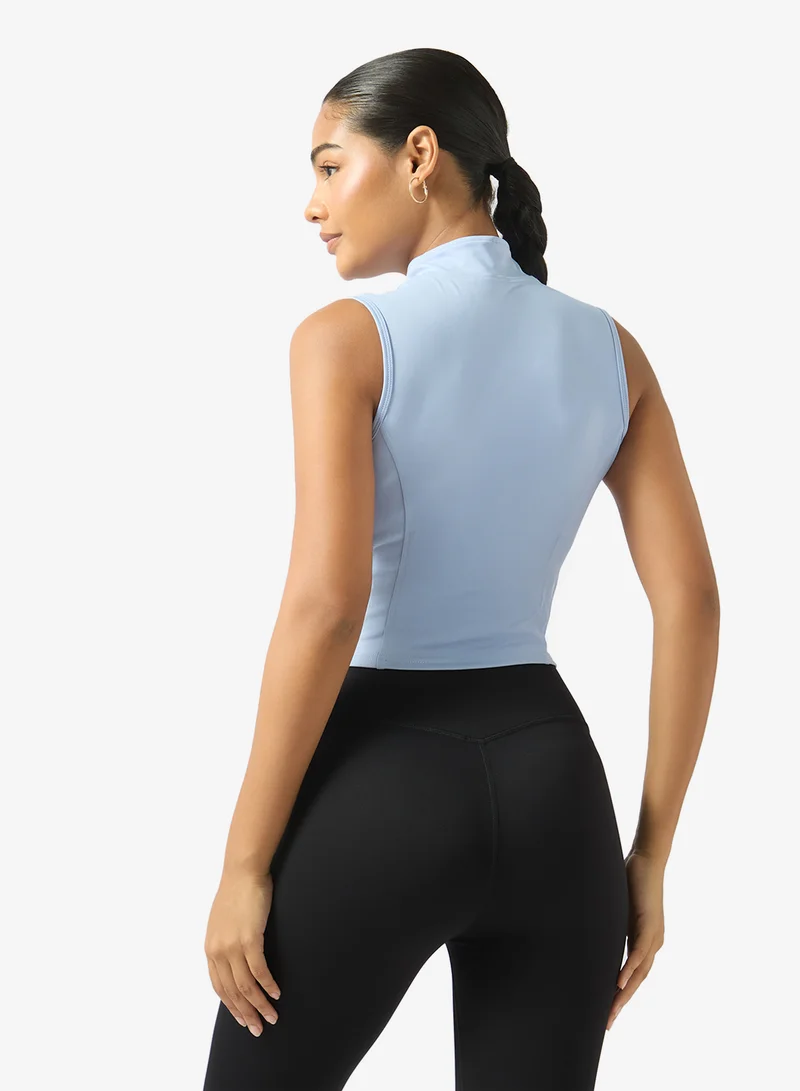 Frwd Seamless Body Contour Zip Up Sleeveles Top