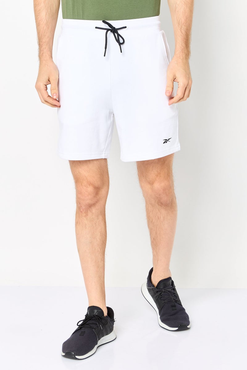 Reebok شورتات تدريب رياضية للرجال، أبيض - Image 1