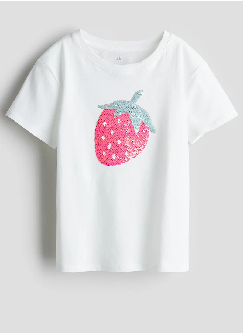 اتش اند ام Top With An Appliqué