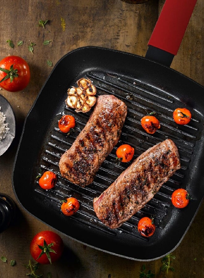 بيتي كروكر BC2050 مقلاة شواء مثالية في توزيع الحرارة غير لاصقة مع مقبض باكليت وقاعدة تعمل بالحث الحراري أسود وأحمر 13.5 × 26 × 36 سم - Image 2