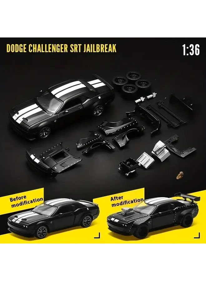 Green 1 36 Scale Dodge Challenger Classic Car Model Collectible Toy with Openable Doors - Image 5
