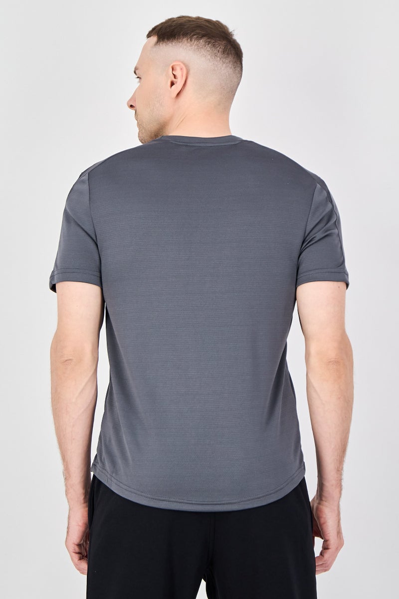 MOTION Men Sportswear Fit Short Sleeve Training T-Shirt, Dark Grey - Image 3